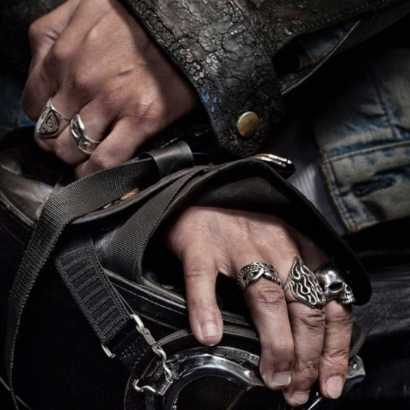 Skull Biker Ring for Men/Ladies-Quality Stainless - Picture 4 of 6