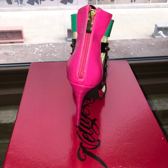 Nelly Bernal pacco sandal - Picture 3 of 3