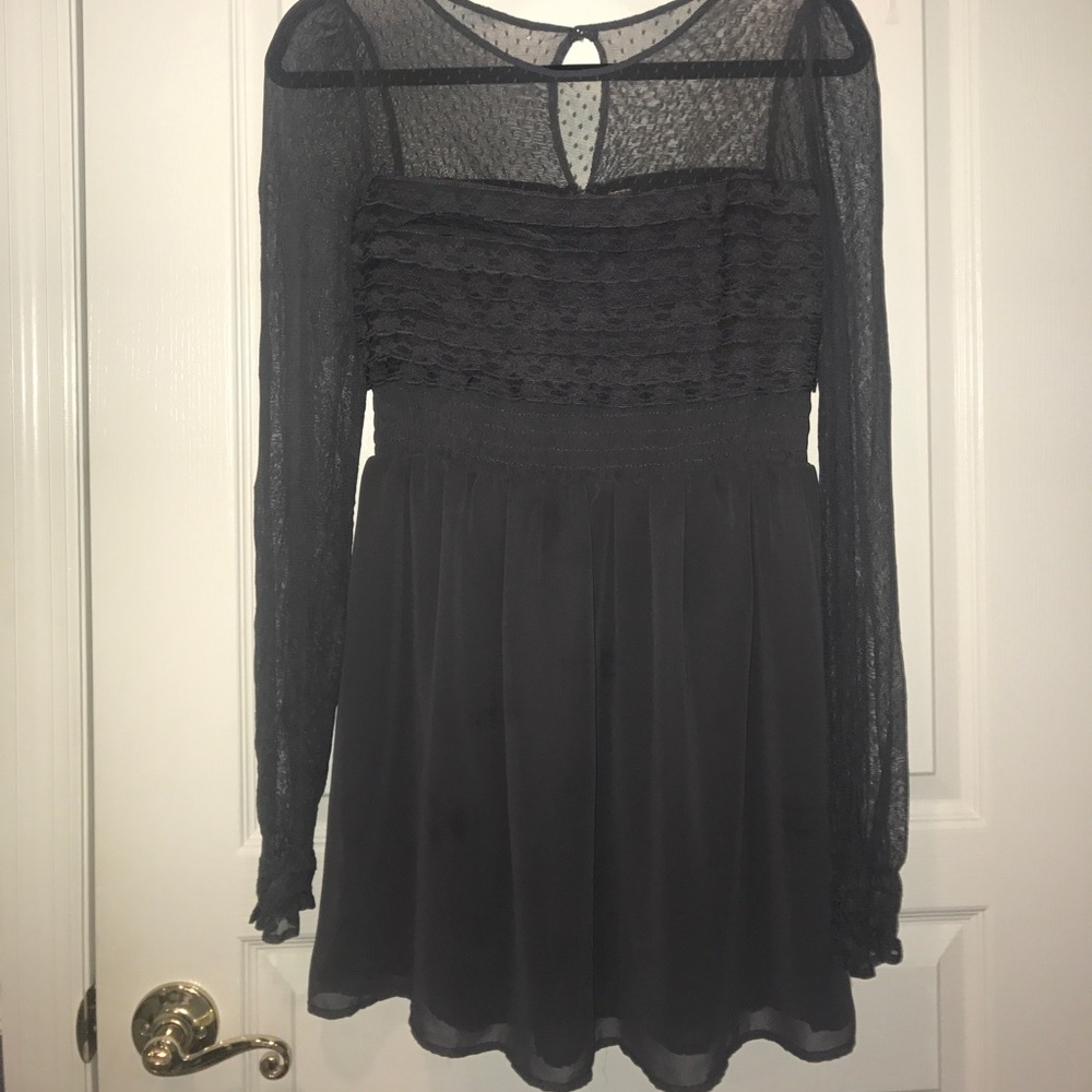 Lovely Dress with Lace Detailing