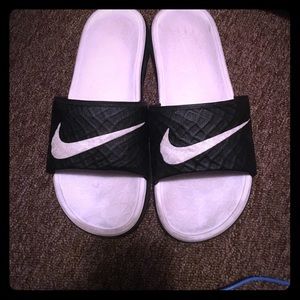 Nike flip flops