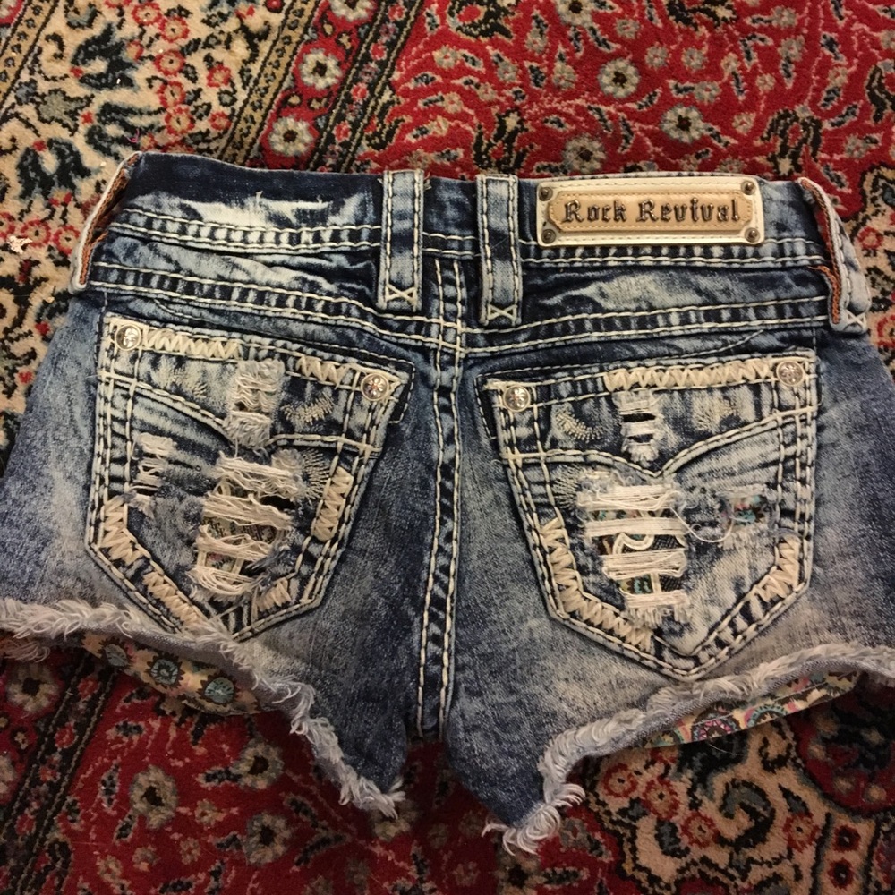 Size 24 rock revival shorts