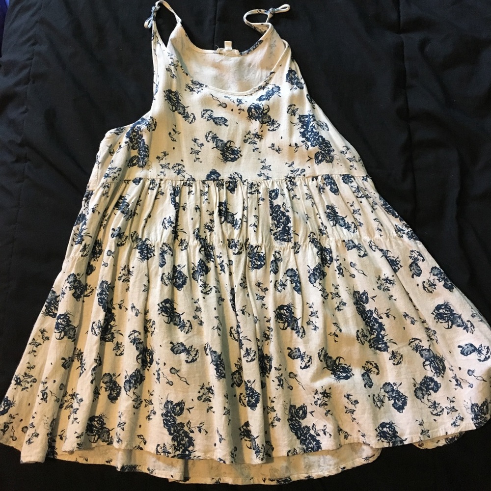 Super cute floral tank top