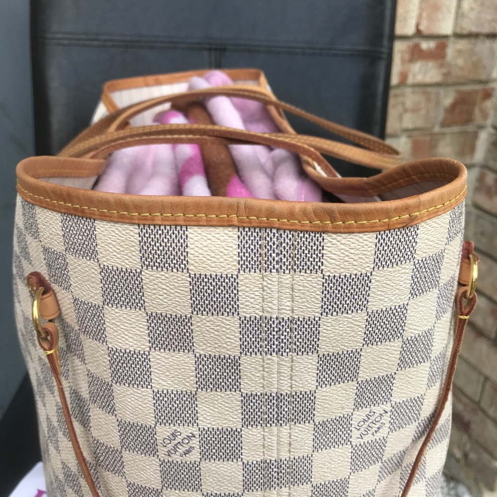 (SOLD)Authentic Louis Vuitton Neverfull gm - Picture 5 of 8