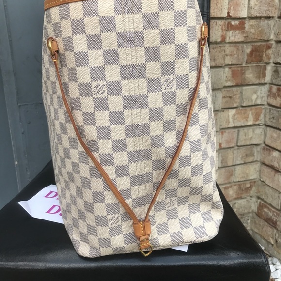 (SOLD)Authentic Louis Vuitton Neverfull gm - Picture 4 of 8