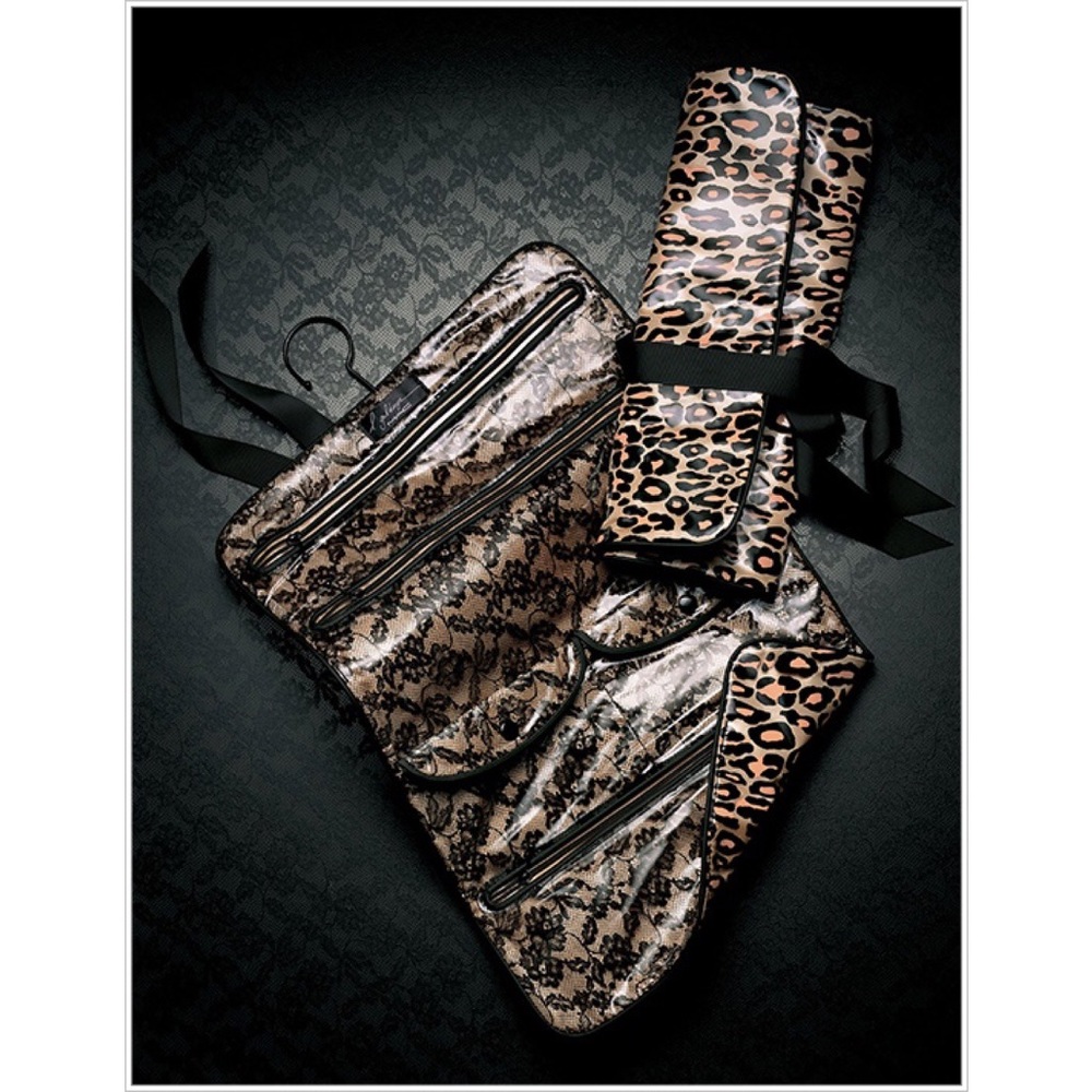 MAC Holiday Collection Hanging Travel Bag