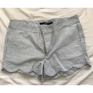 Scalloped Striped Short