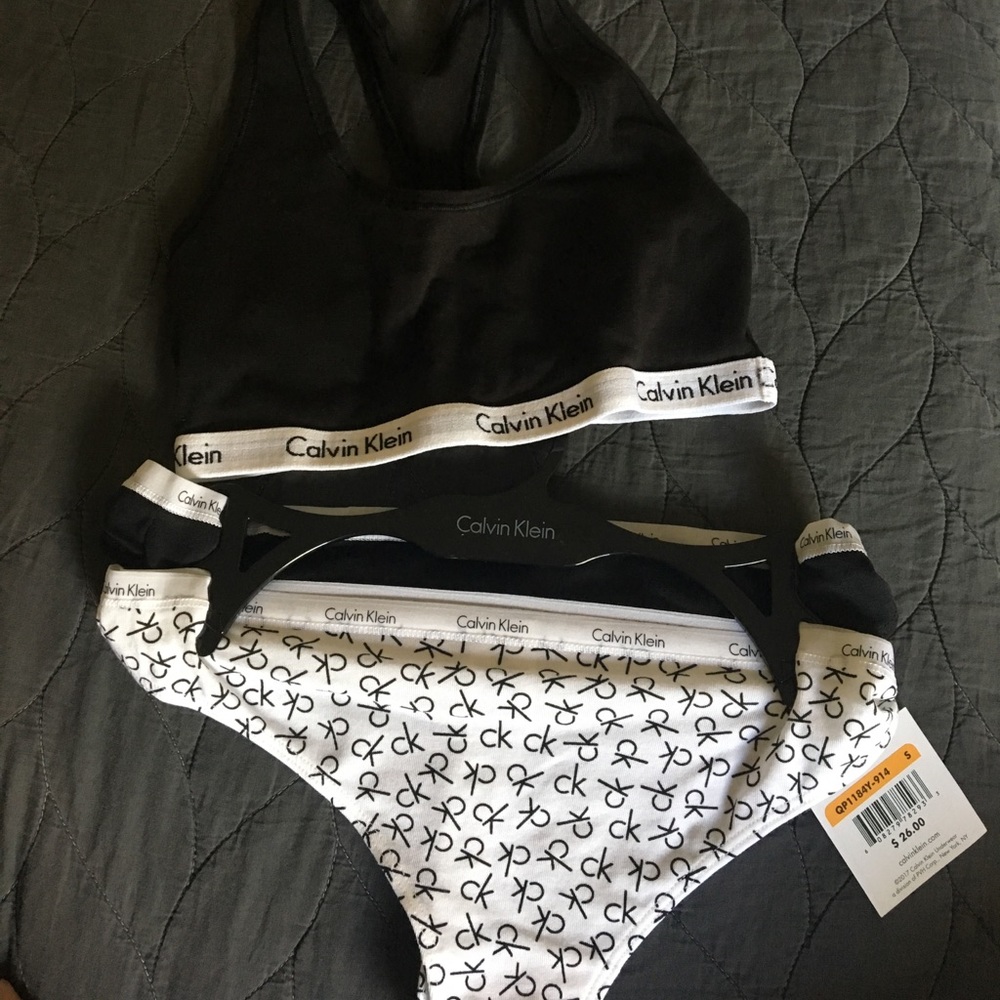 🚫SOLD🚫Calvin Klein black sleepwear set! - Picture 5 of 5