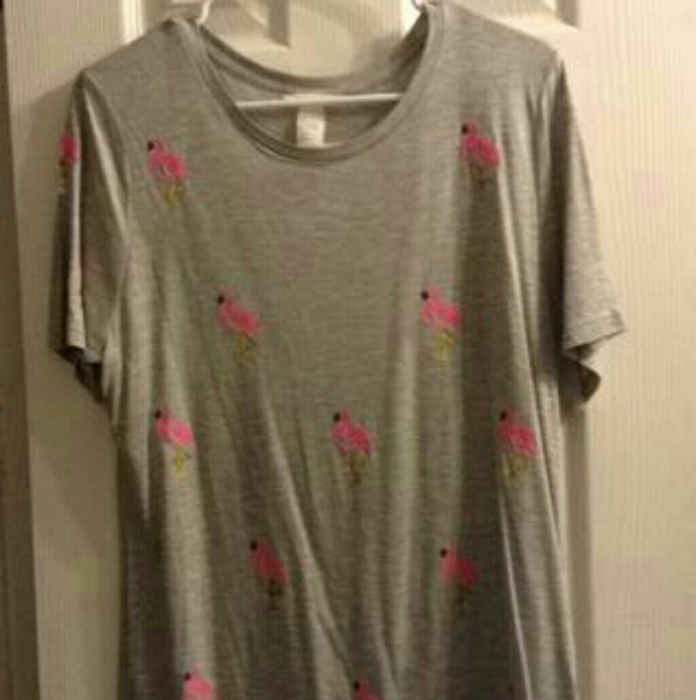 Tee shirt