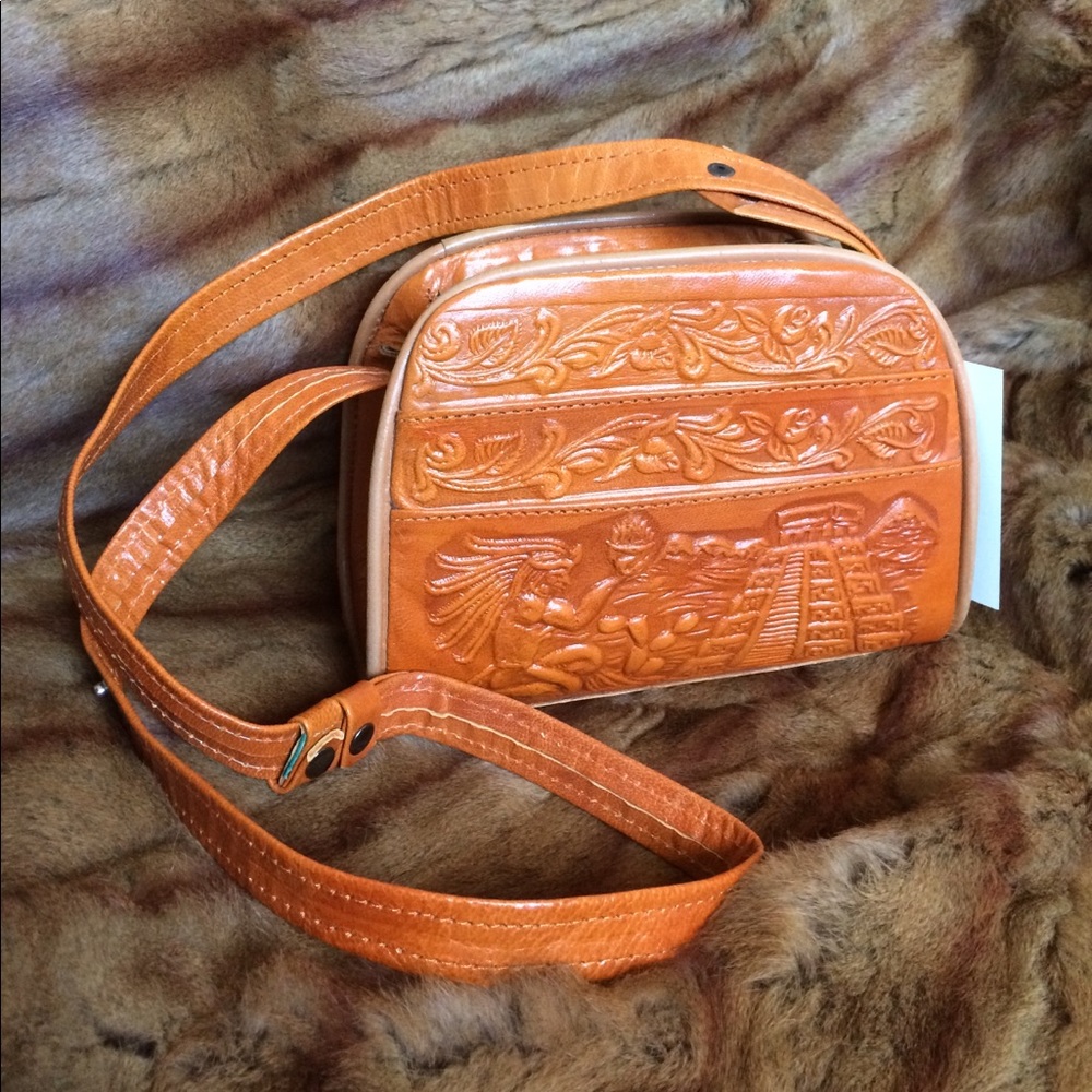 Authentic Vintage leather  purse .