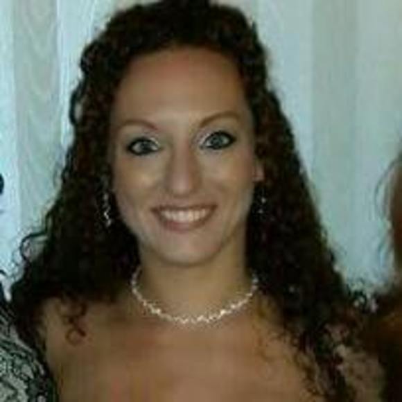 Meet your Posher, Jessica - Picture 1 of 1