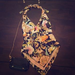 Cache Halter top 100% Silk