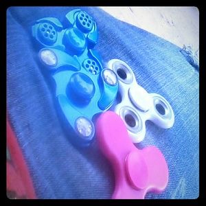 Fidget spinners