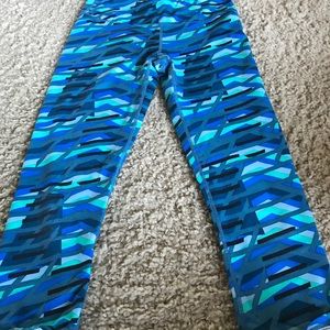 Fabletics cropped leggings