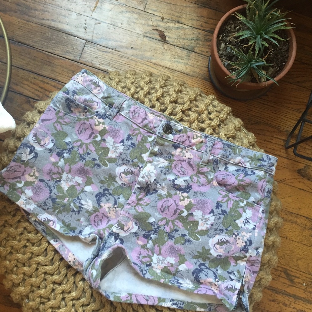 High Waisted Denim Patterned Mini Shorts