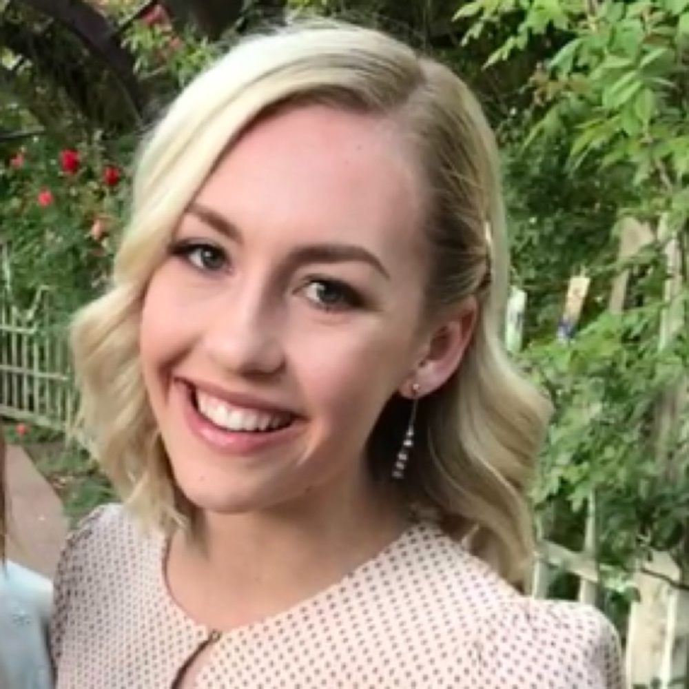 Meet your Posher, Alyssa