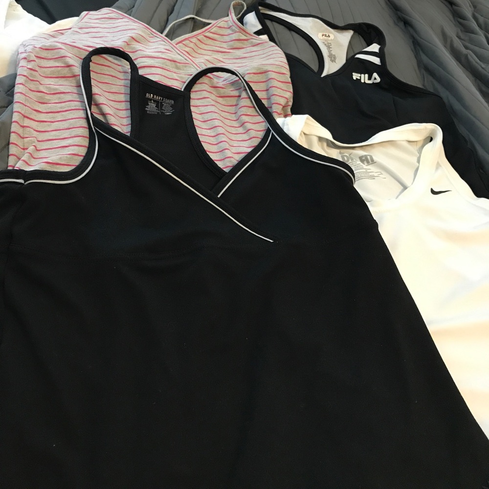 4 Workout tops VS sport, Nike, Old Navy & Fila