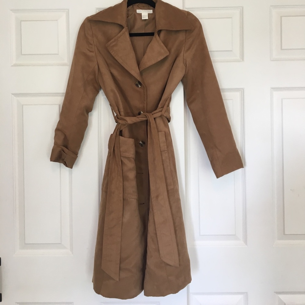 Tab trench coat