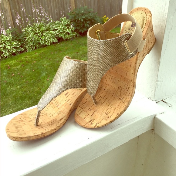 White Mountain Shoes - Women's WHITE MOUNTAIN wedge sandal