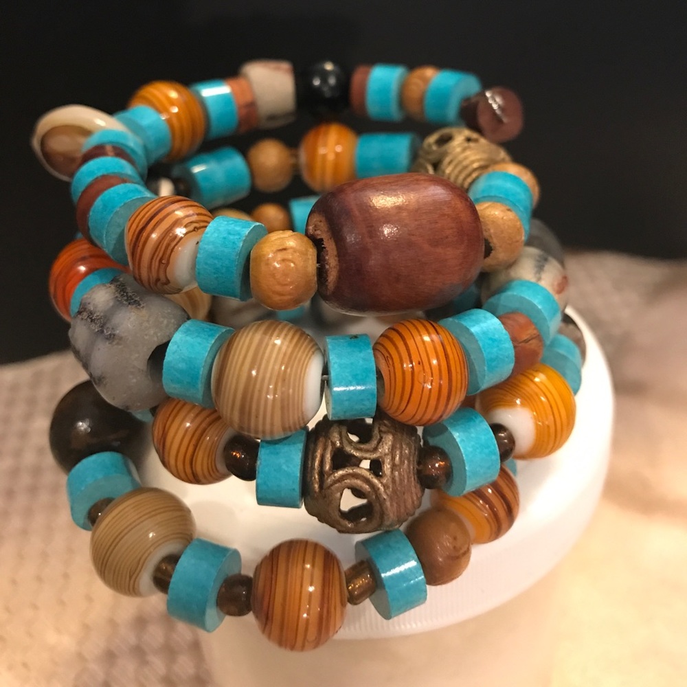 Africans inspired wood n glass beaded bracelet