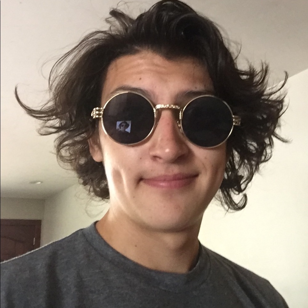 Meet your Posher, Andrew