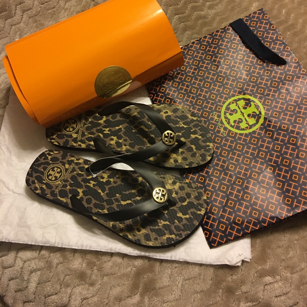 New- Authentic Tory Burch Leopard Print Flip Flops