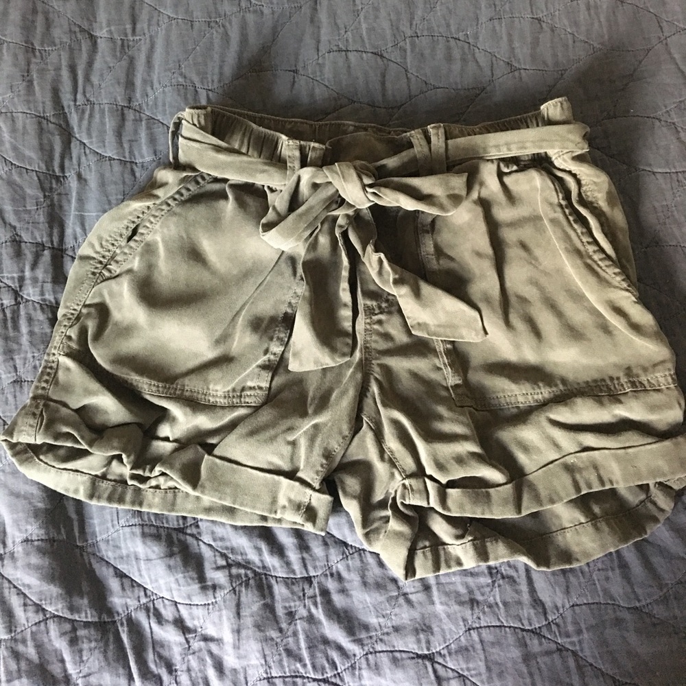 Lucky Brand olive green high waisted tie shorts XS