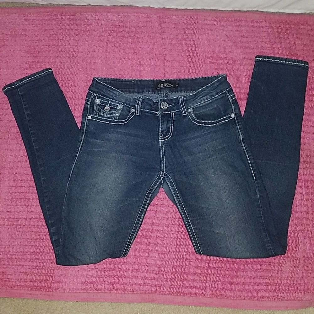 Juniors size 7 skinny jeans with diamond buckle