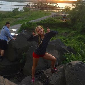 Meet your Posher, Helen