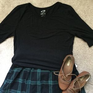 Old Navy Plain Skirt NWT