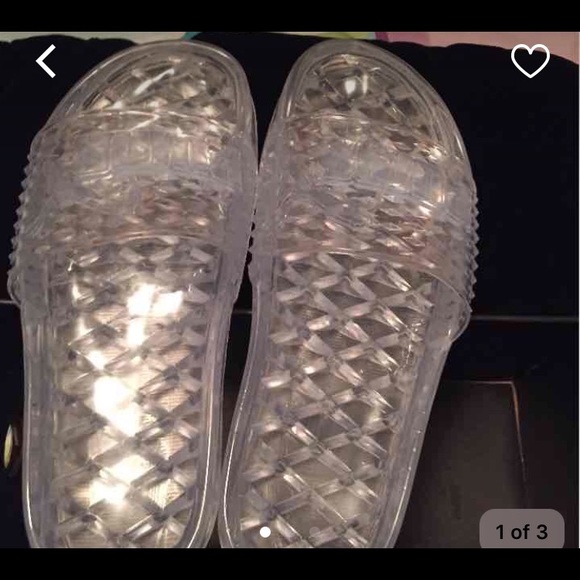 Rihanna puma slides - Picture 2 of 3