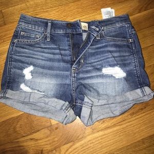 Hollister high waisted shorts