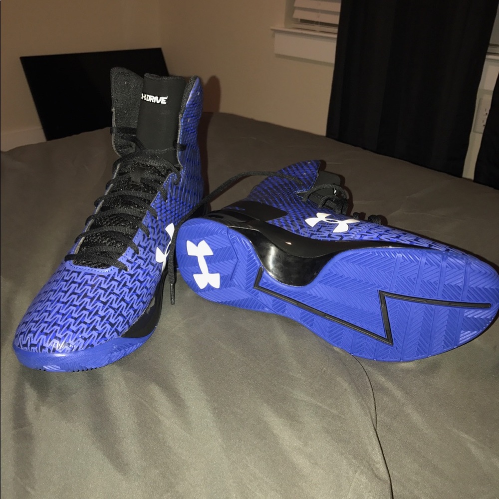 Underarmor Kicks Size 12