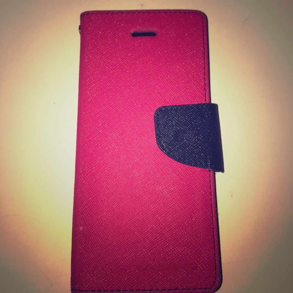 iPhone 6s wallet phone case (It's really useful)