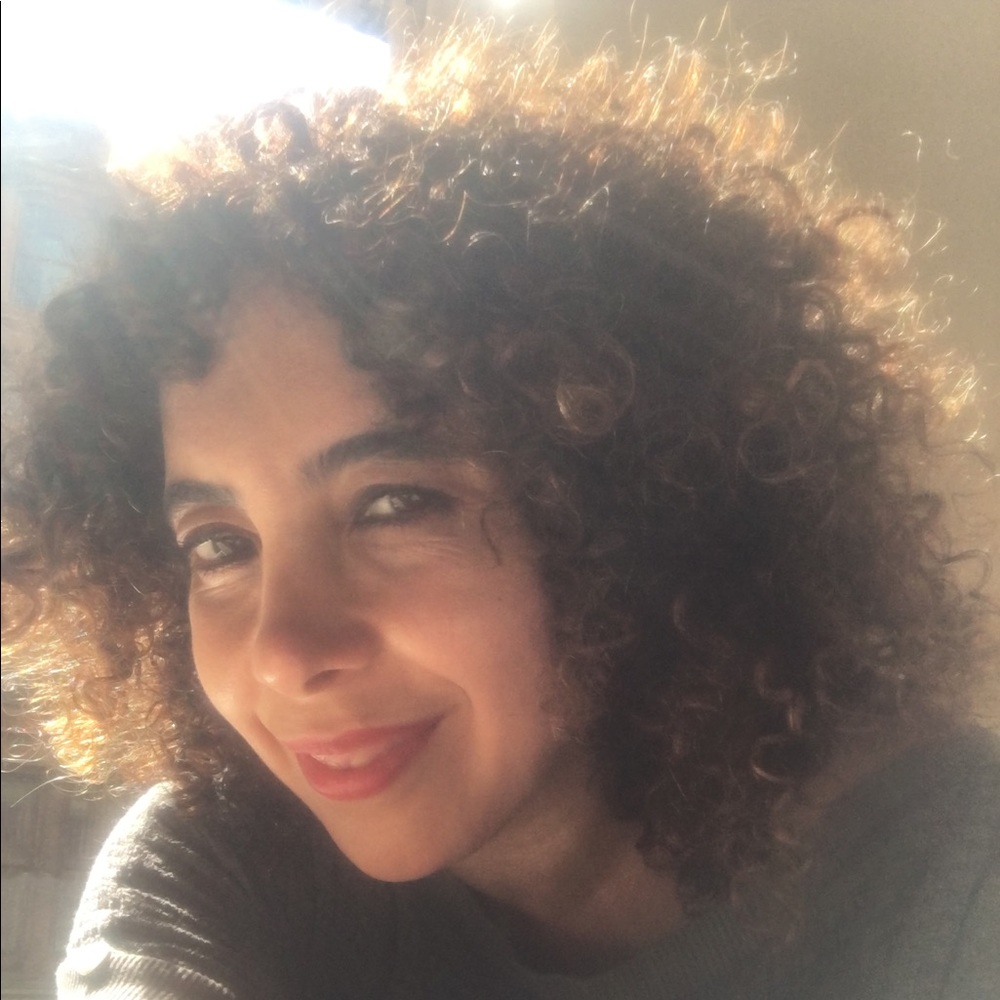 Meet your Posher, Elif