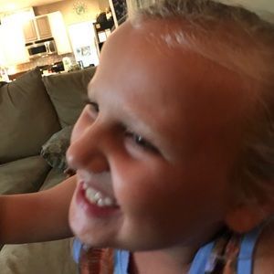 Meet your Posher, Riley