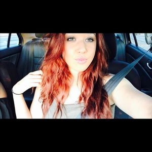 Meet your Posher, Alexis