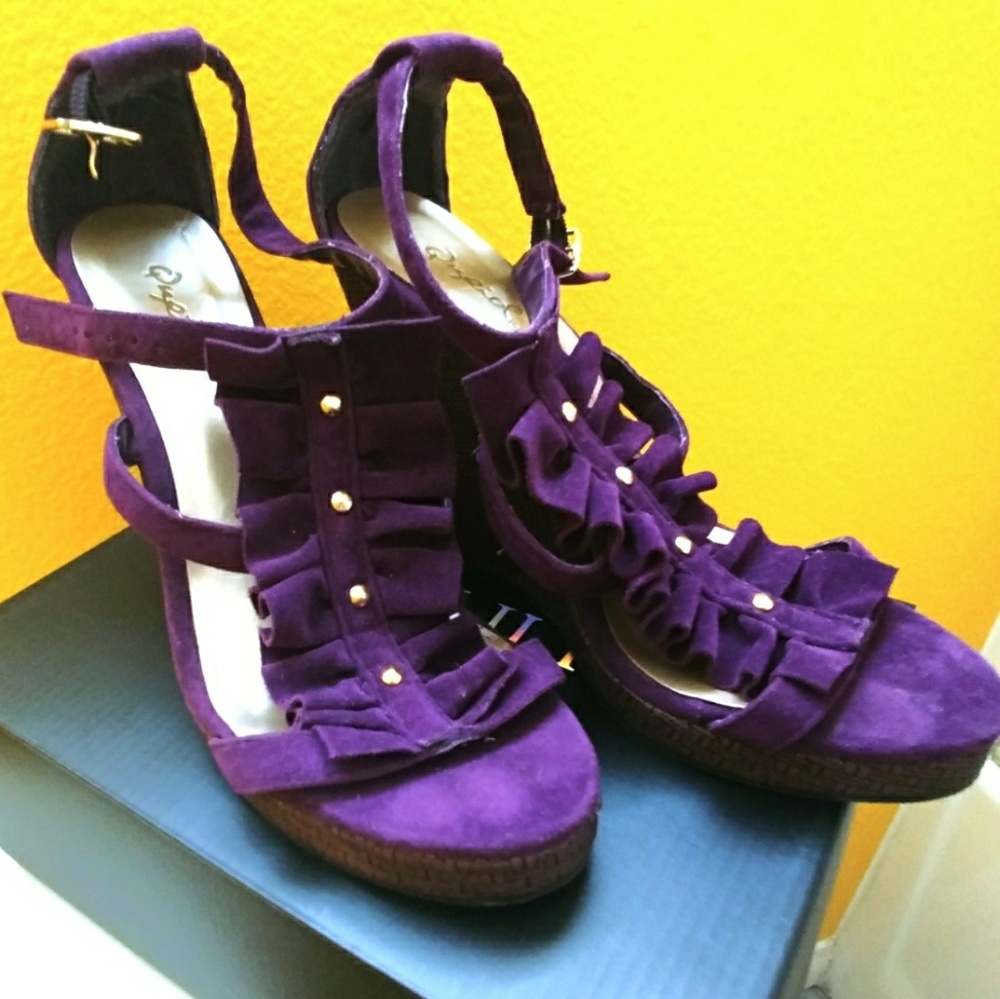 Purple suede wedges