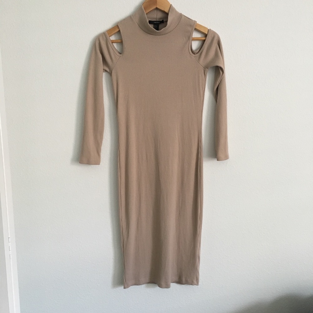 FOREVER 21 - RIBBED BODY CON DRESS, BEIGE ✨
