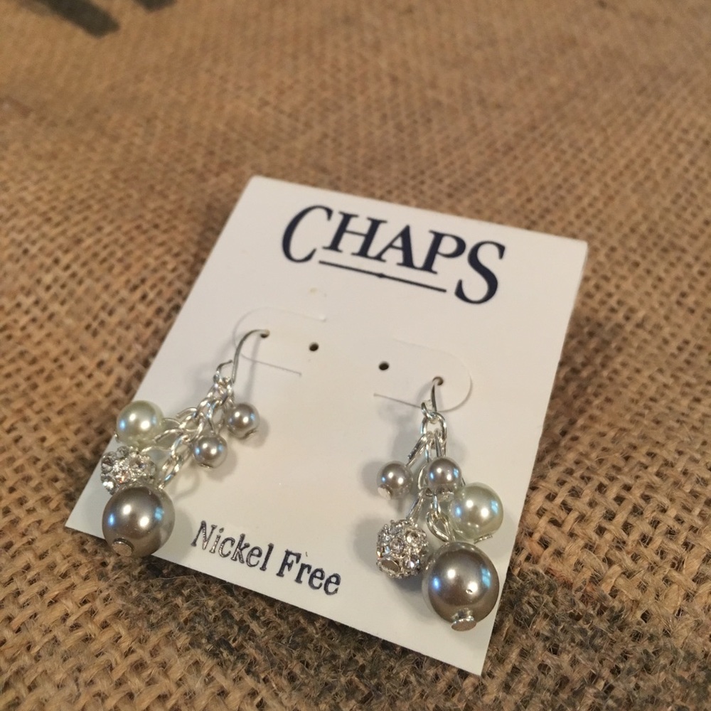Silver dangling earrings