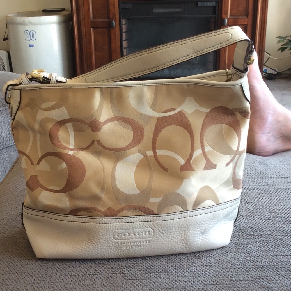 Authentic coach purse