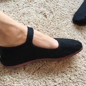 Mary Janes- Urban outfitters