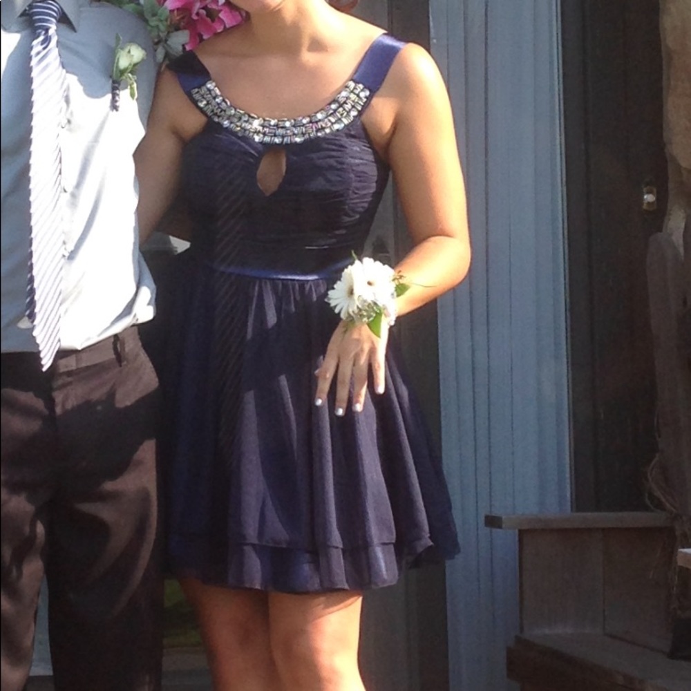 Homecoming dress/cocktail dress. Size 5!