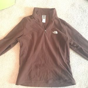 North Face pull over
