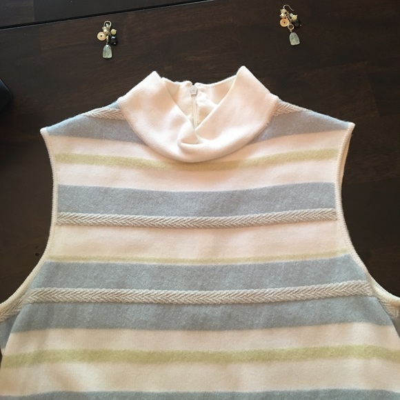 St. John Stripe top - Picture 3 of 6