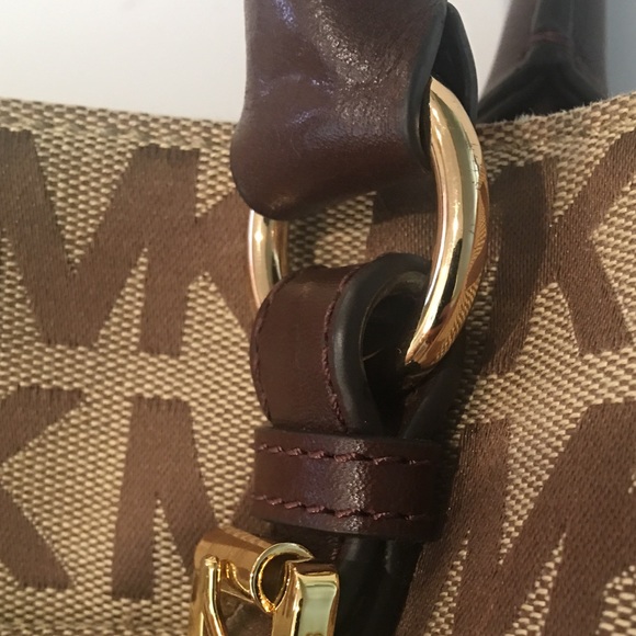 MICHAEL KORS AUTHENTIC NWOT monogram canvas - Picture 3 of 8