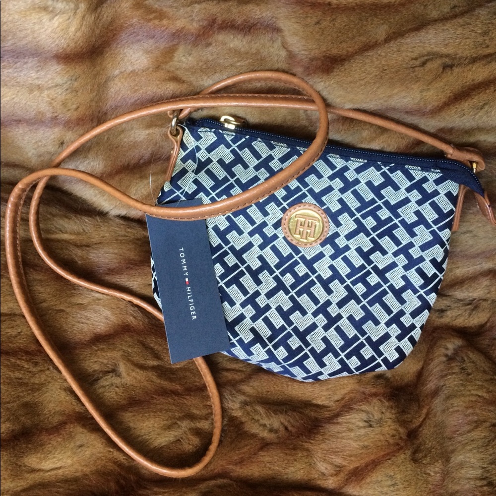 Tommy Hilfiger purse