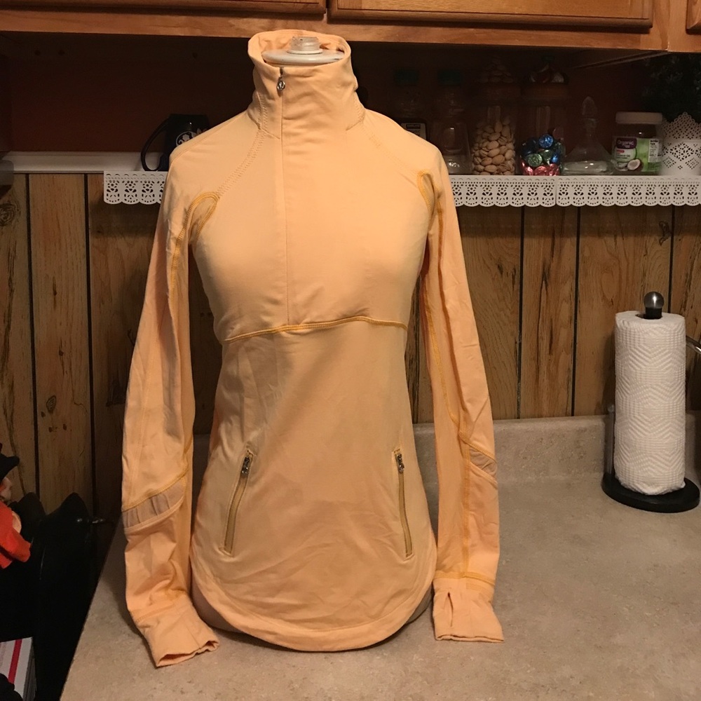 10-Lululemon zip sweater🔴