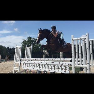 Meet your Posher, Jemma