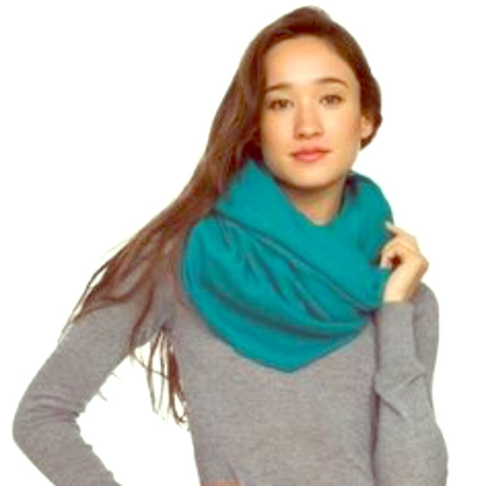 👍SALE👍 AA Turquoise circle scarf