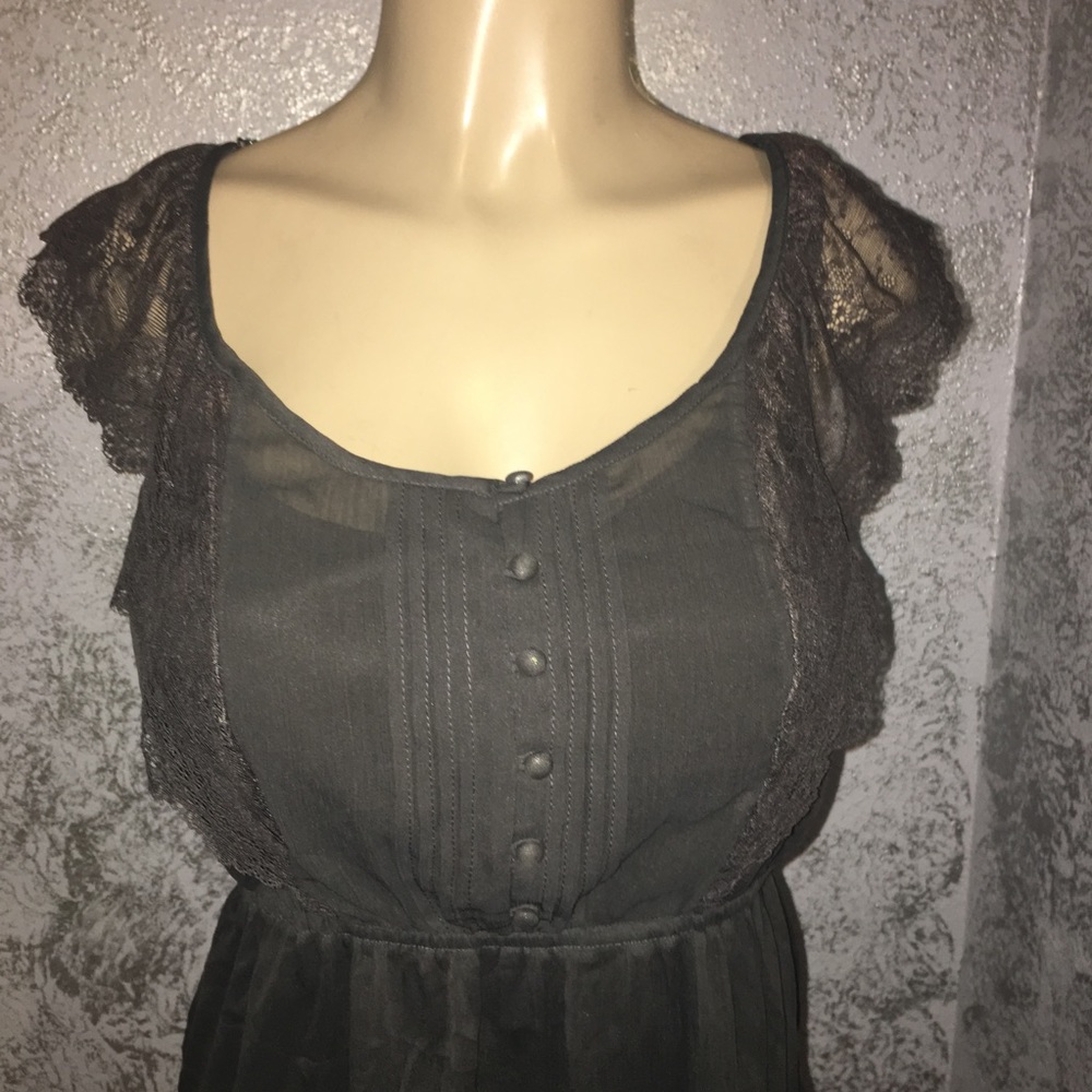 Pretty dark gray dress